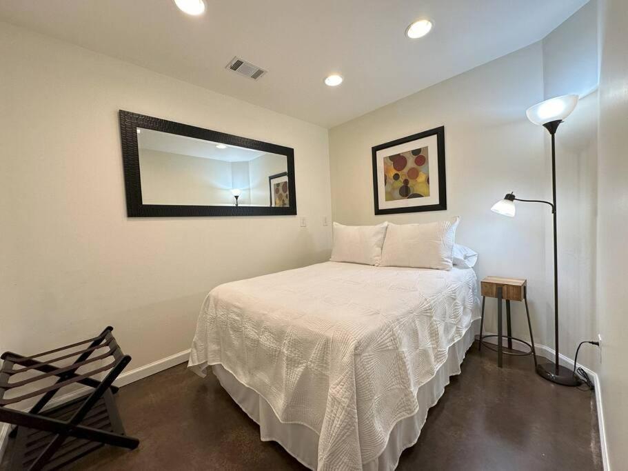 Haven At Hazel~Downtown Loft Appartement Demorest Buitenkant foto