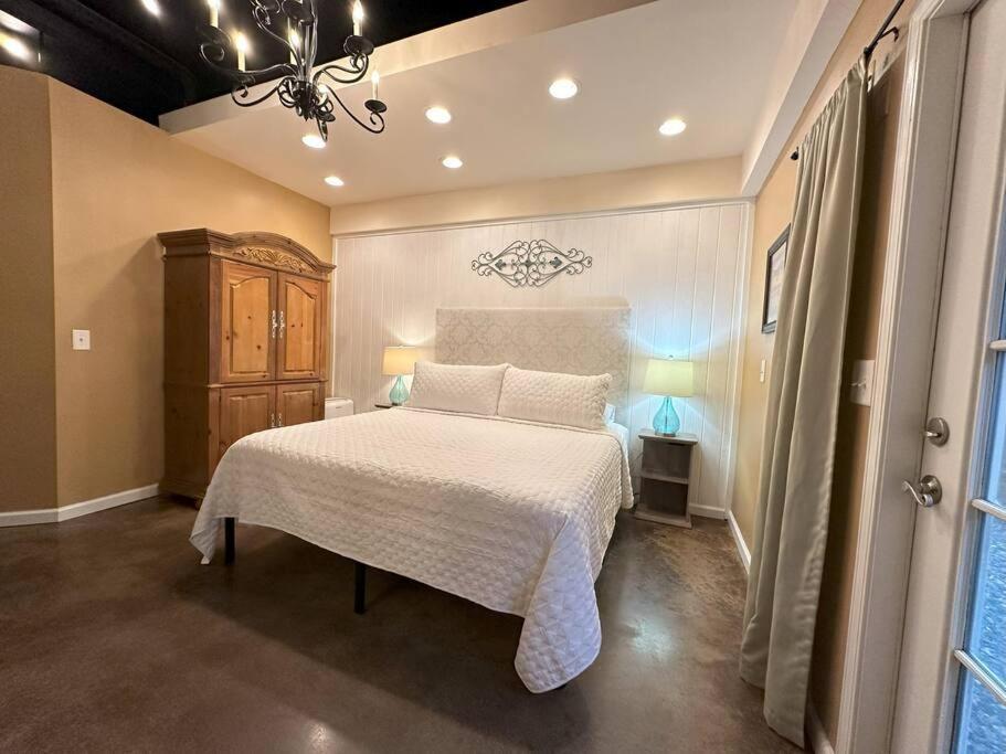 Haven At Hazel~Downtown Loft Appartement Demorest Buitenkant foto